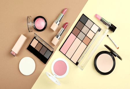  5 Key Benefits of Choosing a Contract Manufacturer for Cosmetics Line
